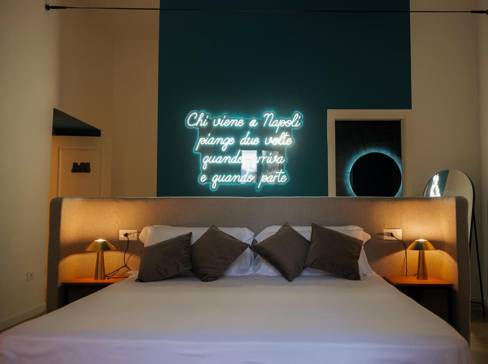 Toledo Luxury Rooms - Lr Collection Naples Exterior photo