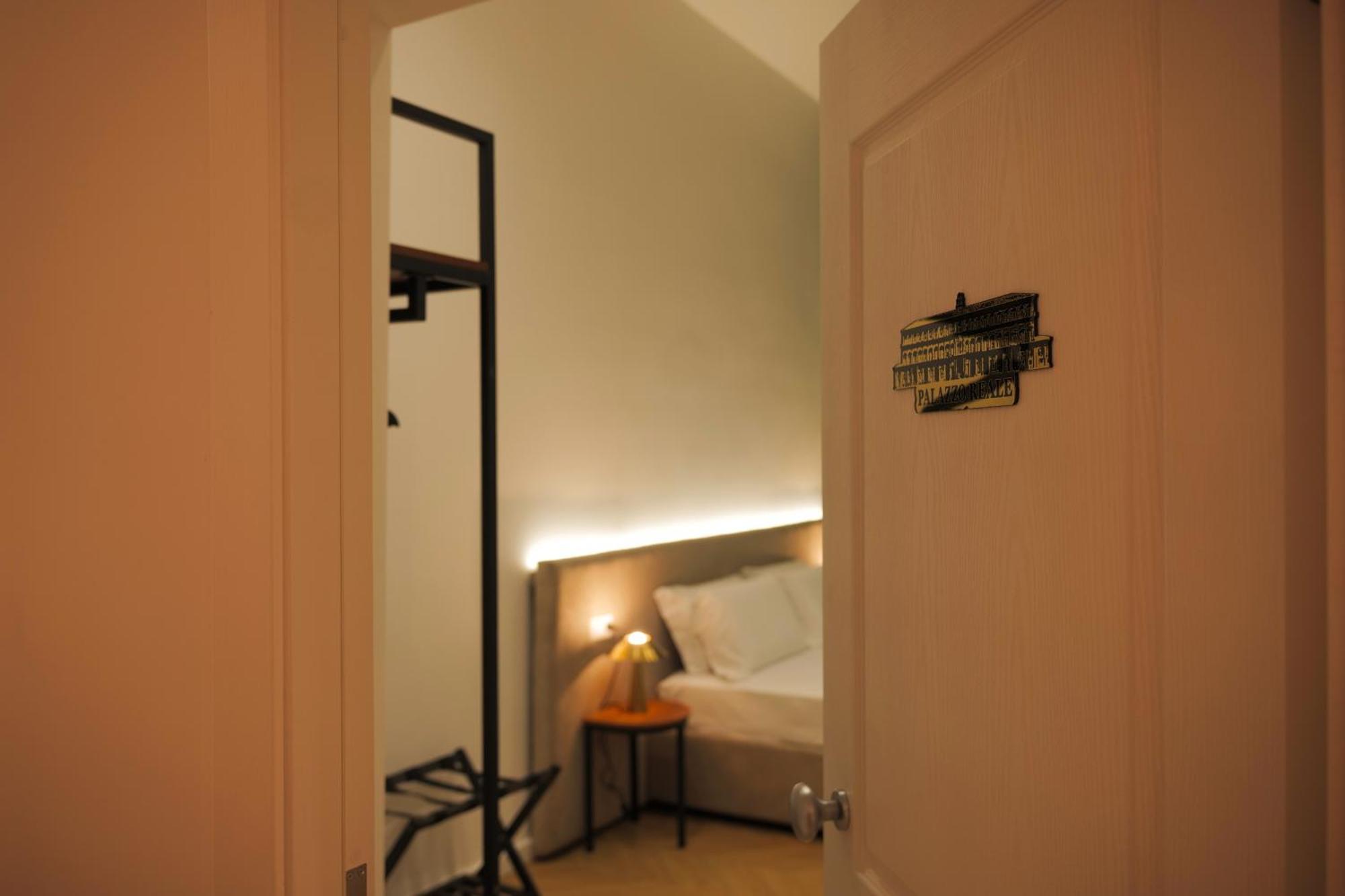 Toledo Luxury Rooms - Lr Collection Naples Exterior photo