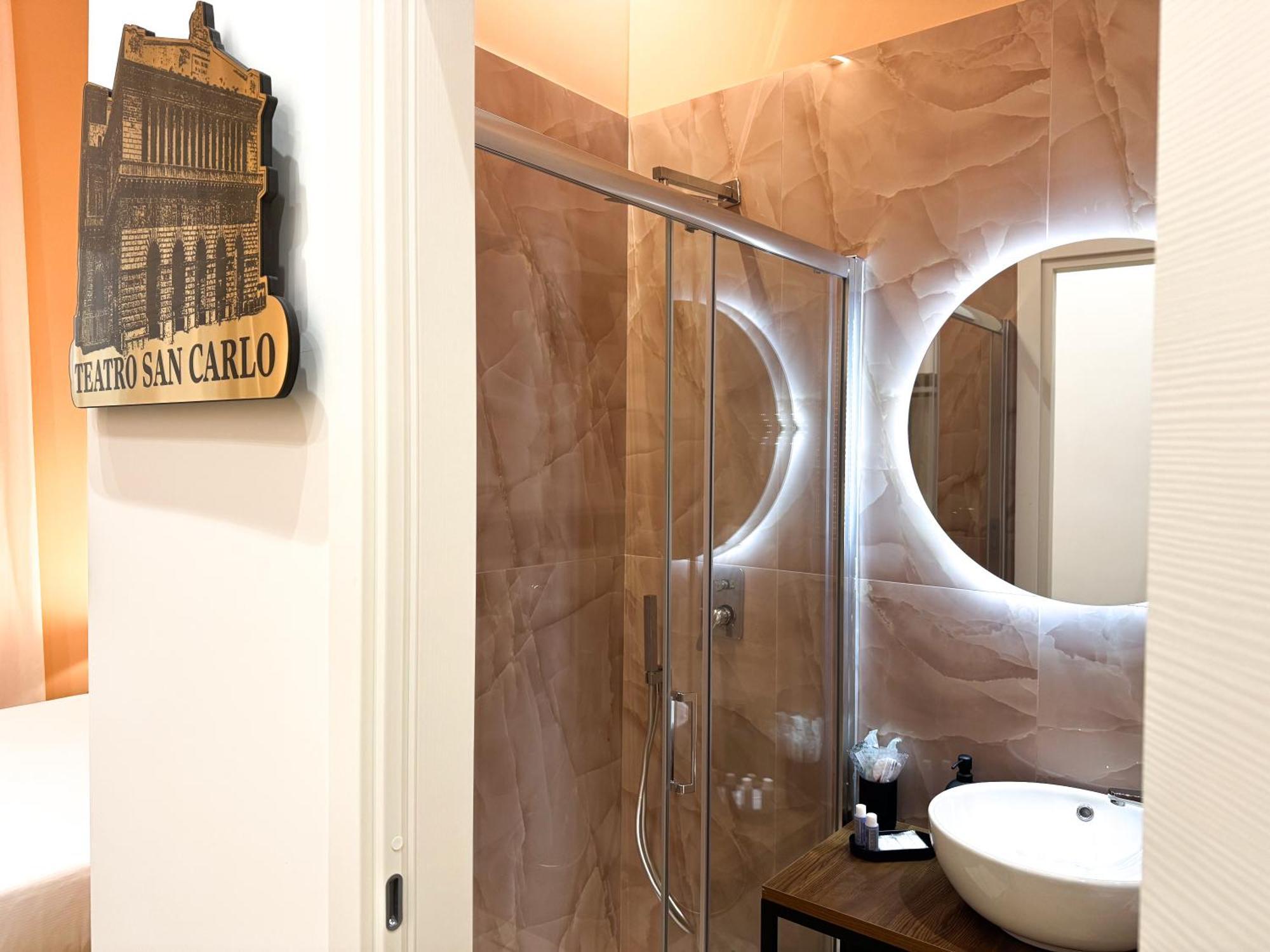 Toledo Luxury Rooms - Lr Collection Naples Exterior photo